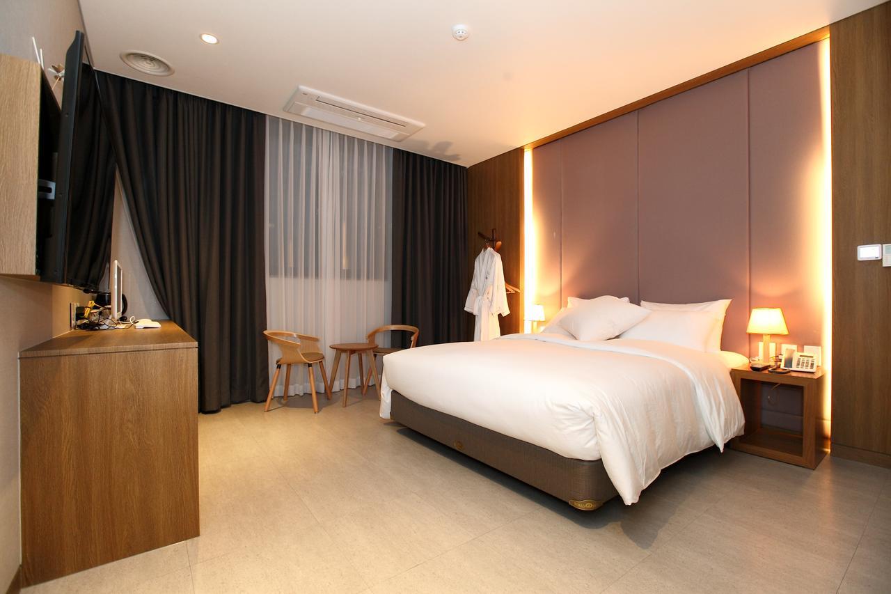 Bricks Hotel Seoul Exterior photo